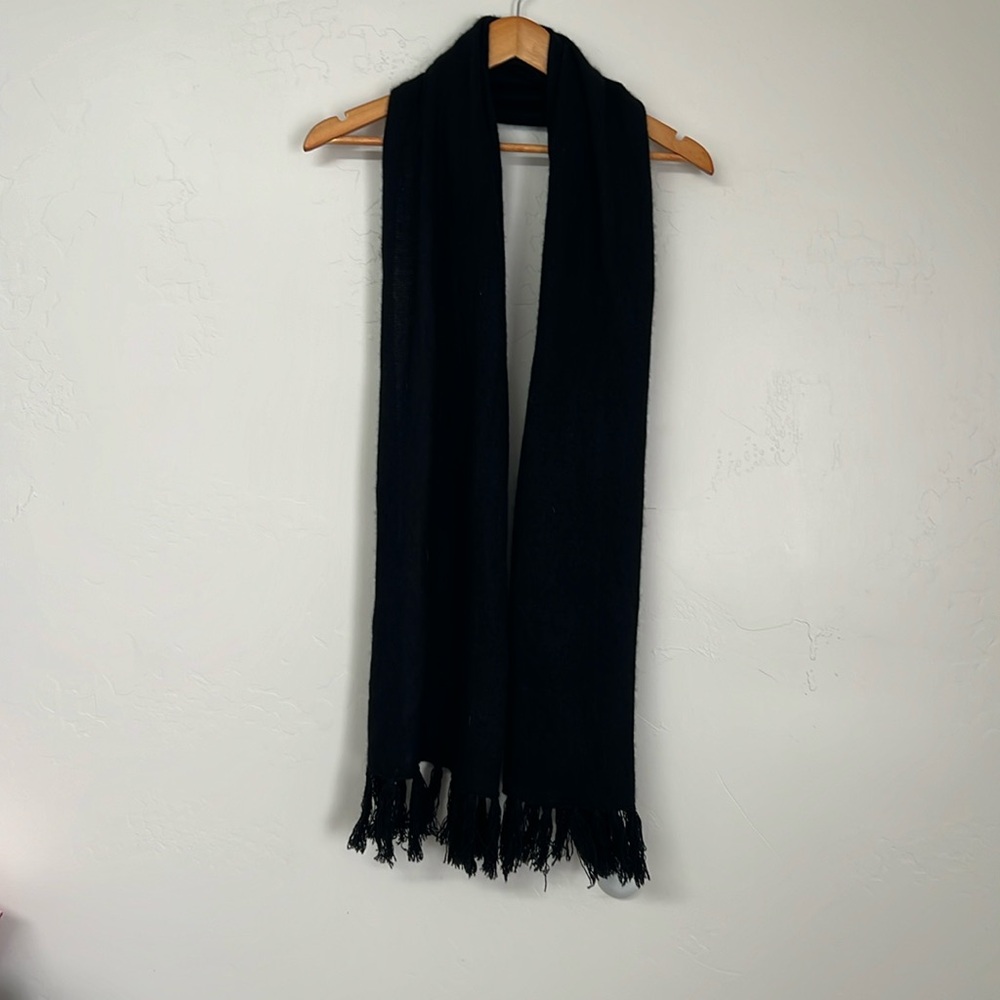 QI Cashmere scarf